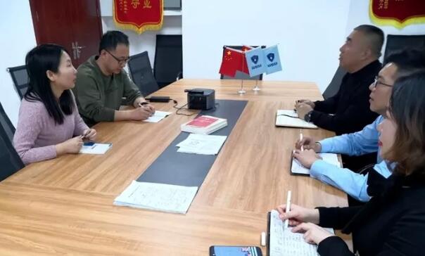 新疆保安協(xié)會一行到新疆保安服務公司調研