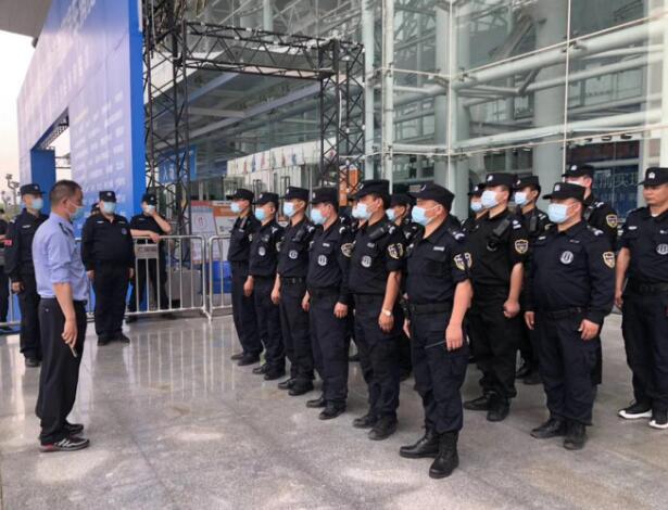 長(zhǎng)沙市保安協(xié)會(huì)成功舉辦第二期“大?！惫歉膳嘤?xùn)班